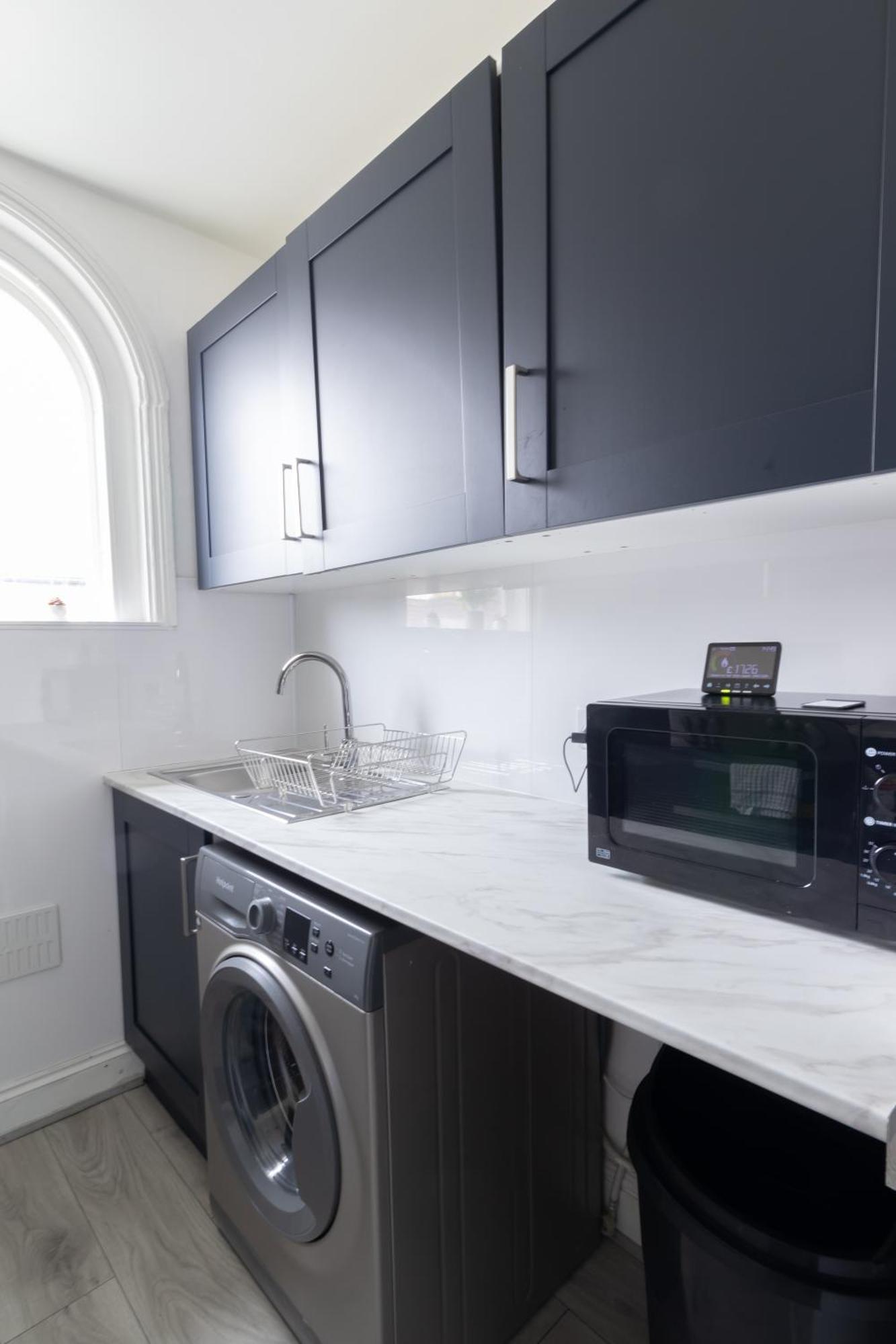 Open Mind - 4 Beds & Free Parking Appartamento *